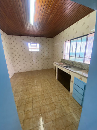 Imagem Casa com 2 Quartos para Alugar, 100 m² em Fosforo - Irati Imagem Casa com 2 Quartos para Alugar, 100 m² em Fosforo - Irati