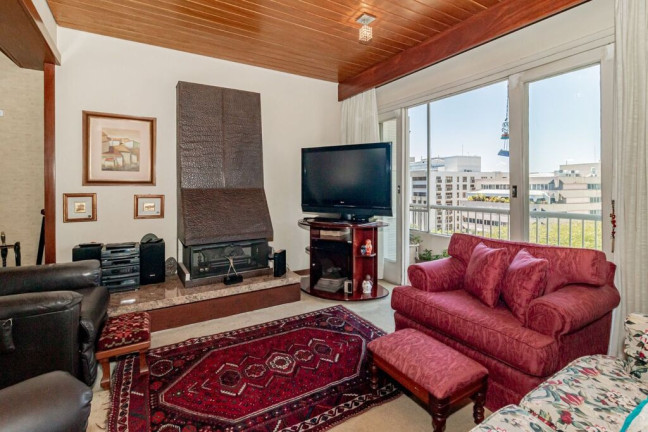Imagem Apartamento com 3 Quartos à Venda, 185 m² em Moinhos De Vento - Porto Alegre