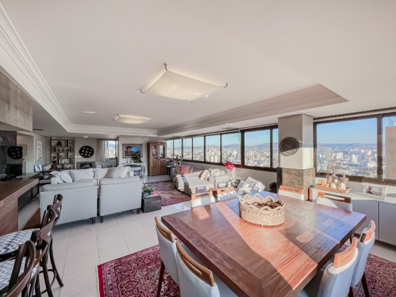 Imagem Apartamento com 3 Quartos à Venda, 243 m² em Rio Branco - Porto Alegre