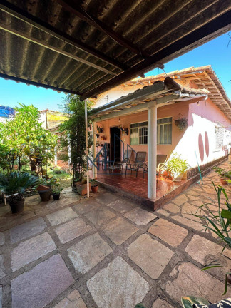 Imagem Casa com 3 Quartos à Venda, 429 m² em Setor Coimbra - Goiânia
