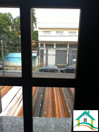 Imagem Sobrado com 2 Quartos à Venda, 206 m² em Vila Pires - Santo André
