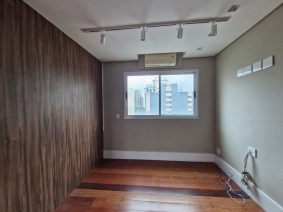 Imagem Cobertura com 4 Quartos à Venda ou Locação, 250 m² em Moema - São Paulo