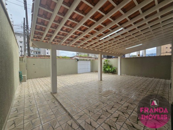 Imagem Casa com 3 Quartos à Venda, 185 m² em Centro - Ubatuba Imagem Casa com 3 Quartos à Venda, 185 m² em Centro - Ubatuba