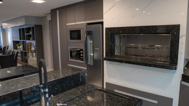 Imagem Apartamento com 12 Quartos para Alugar, em Centro - Balneário Camboriú Imagem Apartamento com 12 Quartos para Alugar, em Centro - Balneário Camboriú