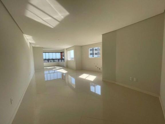Imagem Apartamento com 2 Quartos à Venda, 80 m² em Centro - Tramandaí