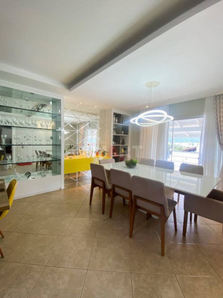Imagem Casa com 4 Quartos à Venda, 170 m² em Czerniewicz - Jaraguá Do Sul Imagem Casa com 4 Quartos à Venda, 170 m² em Czerniewicz - Jaraguá Do Sul