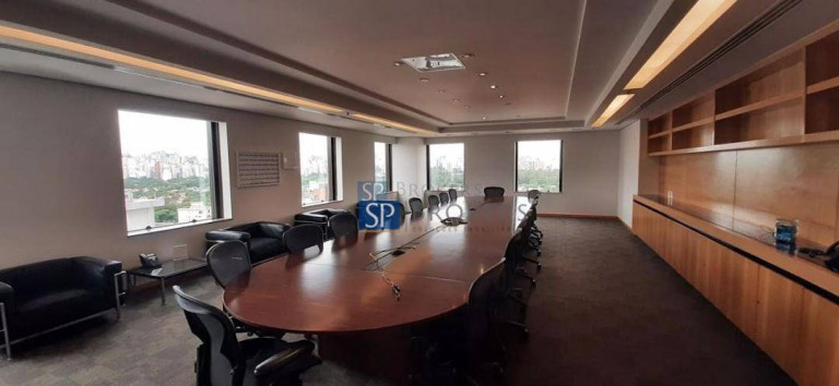 Sala Comercial para Alugar, 638 m² em Vila Nova Conceição - São Paulo
