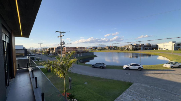 Imagem Casa com 4 Quartos à Venda, 212 m² em Condominio Sunset - Xangri-lá Imagem Casa com 4 Quartos à Venda, 212 m² em Condominio Sunset - Xangri-lá