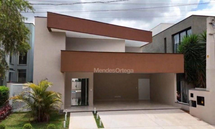 Casa com 3 Quartos à Venda, 325 m² em Aldeia Da Mata - Votorantim