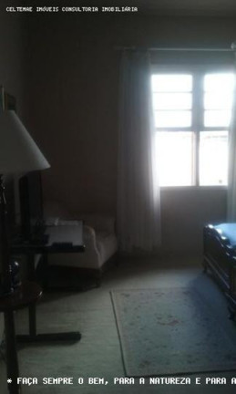 Imagem Casa com 3 Quartos à Venda, 300 m² em Centro - Taubaté Imagem Casa com 3 Quartos à Venda, 300 m² em Centro - Taubaté