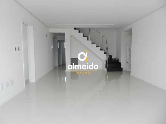 Imagem Cobertura com 4 Quartos à Venda, 217 m² em Centro - Santa Maria Imagem Cobertura com 4 Quartos à Venda, 217 m² em Centro - Santa Maria
