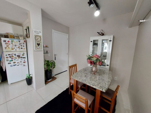 Imagem Apartamento com 2 Quartos à Venda, 46 m² em Ipanema - Porto Alegre