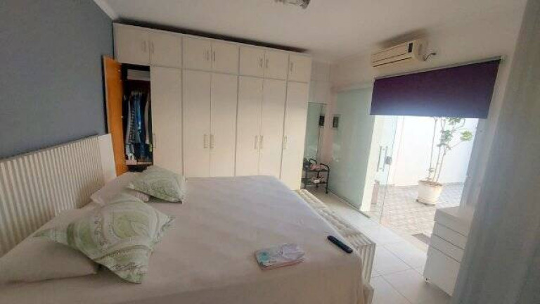 Imagem Casa com 3 Quartos à Venda, 250 m² em Jardim Peruibe - Peruíbe Imagem Casa com 3 Quartos à Venda, 250 m² em Jardim Peruibe - Peruíbe