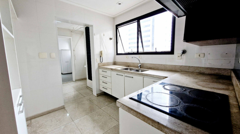 Imagem Apartamento com 4 Quartos à Venda, 184 m² em Aclimação - São Paulo Imagem Apartamento com 4 Quartos à Venda, 184 m² em Aclimação - São Paulo