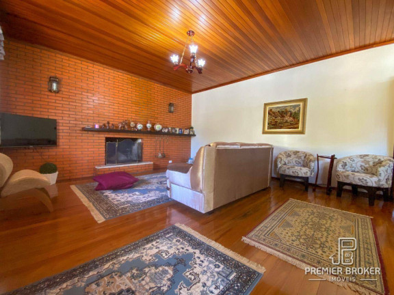 Imagem Casa com 5 Quartos à Venda, 250 m² em Iucas - Teresópolis Imagem Casa com 5 Quartos à Venda, 250 m² em Iucas - Teresópolis
