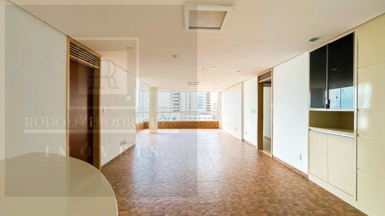 Imagem Apartamento com 3 Quartos à Venda, 164 m² Imagem Apartamento com 3 Quartos à Venda, 164 m²