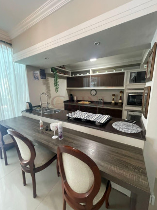 Imagem Casa com 4 Quartos para Alugar, 220 m² em Centro - Balneário Camboriú Imagem Casa com 4 Quartos para Alugar, 220 m² em Centro - Balneário Camboriú