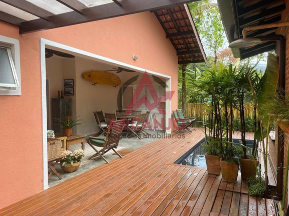 Imagem Sobrado com 5 Quartos à Venda, 331 m² em Baleia - São Sebastião Imagem Sobrado com 5 Quartos à Venda, 331 m² em Baleia - São Sebastião