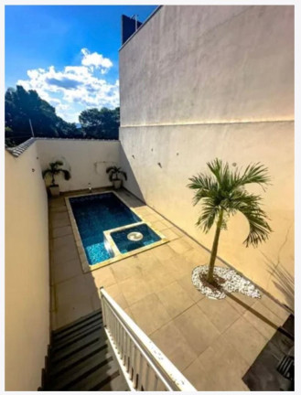 Imagem Casa com 2 Quartos à Venda, 96 m² em Perobal - Arujá