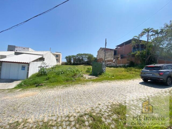 Terreno à Venda, 720 m² em Porto Da Aldeia - São Pedro Da Aldeia