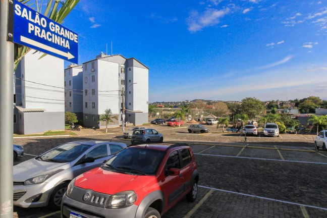 Imagem Imóvel com 2 Quartos à Venda, em Vila Nova - Porto Alegre Imagem Imóvel com 2 Quartos à Venda, em Vila Nova - Porto Alegre
