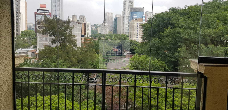 Imagem Imóvel com 4 Quartos à Venda, 135 m² em Brooklin Paulista - São Paulo