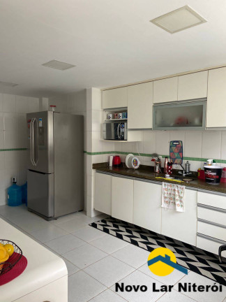 Imagem Casa com 4 Quartos à Venda, 152 m² em Serra Grande - Niterói Imagem Casa com 4 Quartos à Venda, 152 m² em Serra Grande - Niterói