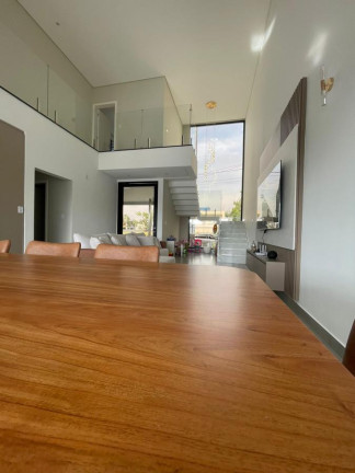 Imagem Casa com 3 Quartos à Venda, 260 m² em Residencial Ouroville - Taubaté