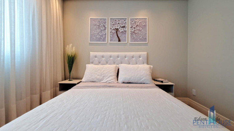 Imagem Apartamento com 4 Quartos à Venda, 129 m² em Centro - Balneário Camboriú Imagem Apartamento com 4 Quartos à Venda, 129 m² em Centro - Balneário Camboriú