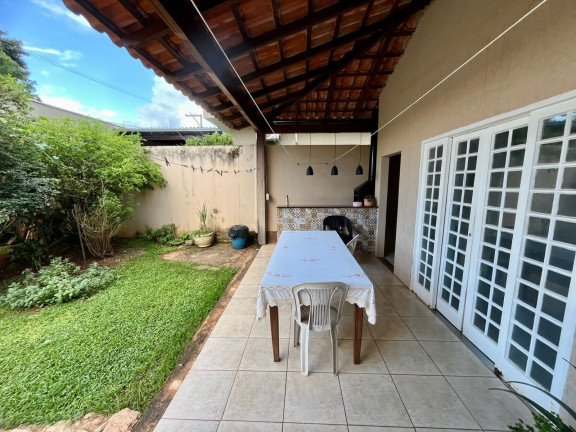 Imagem Casa com 3 Quartos à Venda, 300 m² em Setor Habitacional Arniqueira (águas Claras) - Brasília Imagem Casa com 3 Quartos à Venda, 300 m² em Setor Habitacional Arniqueira (águas Claras) - Brasília