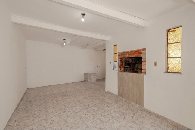 Imagem Casa com 3 Quartos à Venda, 195 m² em Jardim Itu - Porto Alegre Imagem Casa com 3 Quartos à Venda, 195 m² em Jardim Itu - Porto Alegre