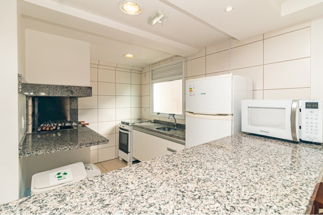 Imagem Apartamento com 2 Quartos à Venda, 78 m² em Santana - Porto Alegre Imagem Apartamento com 2 Quartos à Venda, 78 m² em Santana - Porto Alegre