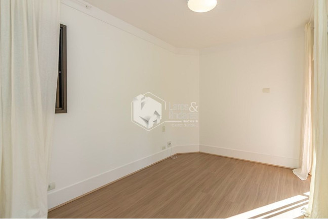 Imagem Apartamento com 2 Quartos à Venda, 127 m² em Moema - São Paulo
