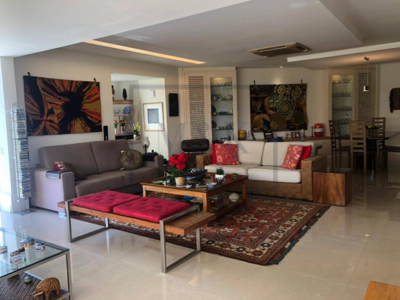 Apartamento com 3 Quartos à Venda, 241 m² em Barra Da Tijuca - Rio De Janeiro