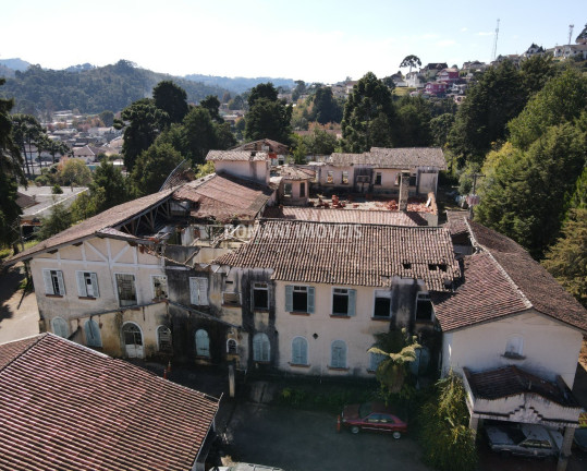 Imagem Imóvel com 146 Quartos à Venda, 11.500 m² em Região Da Abernéssia - Campos Do Jordão Imagem Imóvel com 146 Quartos à Venda, 11.500 m² em Região Da Abernéssia - Campos Do Jordão