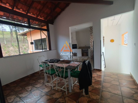 Imagem Casa com 3 Quartos à Venda, 140 m²
