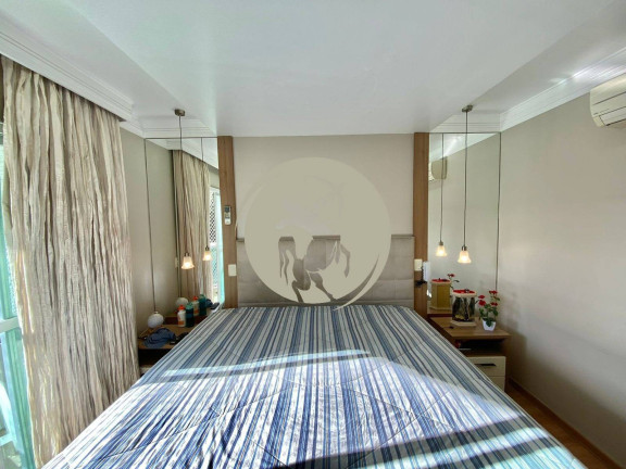 Imagem Casa com 3 Quartos à Venda, 272 m² em Embare - Santos