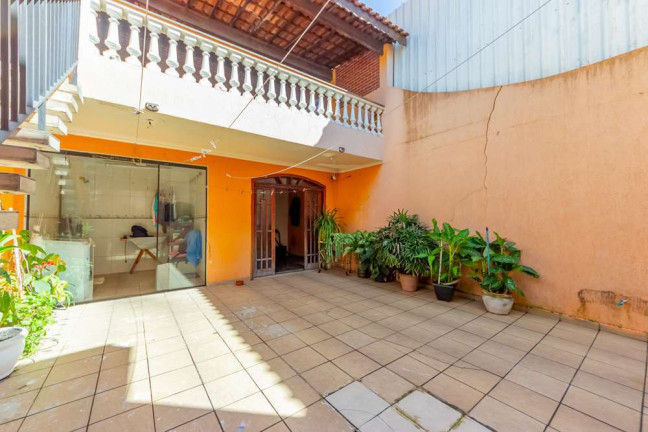 Imagem Casa com 3 Quartos à Venda, 250 m² em Vila Antonieta - São Paulo Imagem Casa com 3 Quartos à Venda, 250 m² em Vila Antonieta - São Paulo