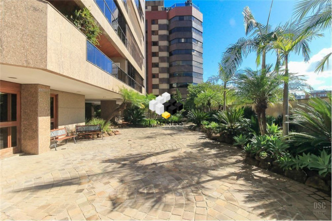 Imagem Apartamento com 3 Quartos à Venda, 211 m² em Mont Serrat - Porto Alegre Imagem Apartamento com 3 Quartos à Venda, 211 m² em Mont Serrat - Porto Alegre