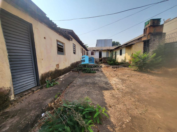 Imagem Casa com 2 Quartos à Venda, 240 m² em St Campinas - Goiânia