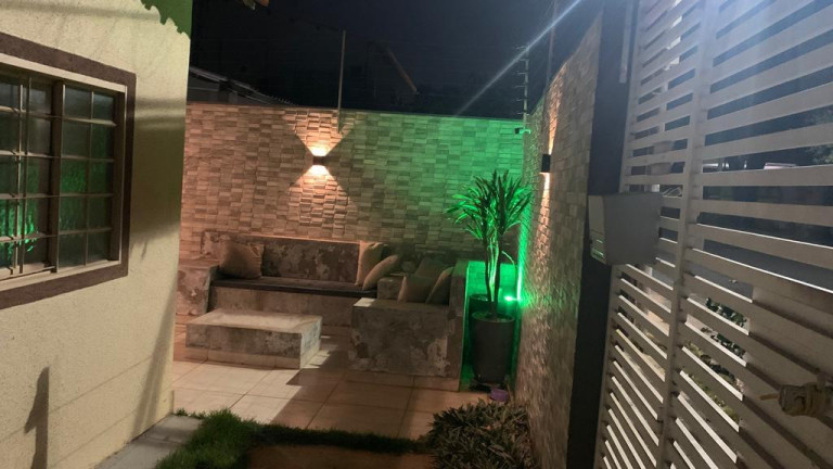 Imagem Casa com 4 Quartos à Venda, 405 m² em Coophema - Cuiabá