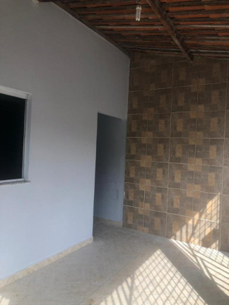 Imagem Casa com 2 Quartos para Alugar, 80 m² em Parque Getúlio Vargas - Feira De Santana Imagem Casa com 2 Quartos para Alugar, 80 m² em Parque Getúlio Vargas - Feira De Santana
