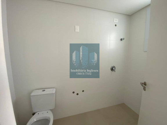 Imagem Apartamento com 3 Quartos à Venda, 211 m² em Ingleses Do Rio Vermelho - Florianópolis Imagem Apartamento com 3 Quartos à Venda, 211 m² em Ingleses Do Rio Vermelho - Florianópolis