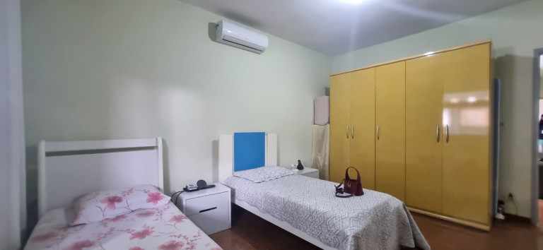 Imagem Casa com 1 Quarto à Venda, 150 m² em Vila Pita - São Paulo