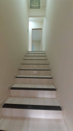 Imagem Casa com 2 Quartos à Venda, 98 m²