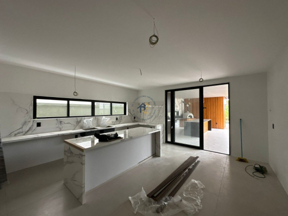 Imagem Casa de Condomínio com 5 Quartos à Venda, em Barra Da Tijuca - Rio De Janeiro Imagem Casa de Condomínio com 5 Quartos à Venda, em Barra Da Tijuca - Rio De Janeiro