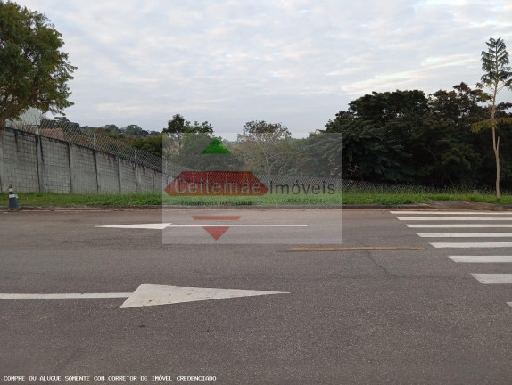 Terreno à Venda, 318 m² em Condominio Cataguá Way - Taubaté