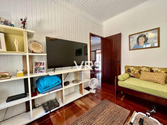 Imagem Casa com 4 Quartos à Venda, 330 m² em Albuquerque - Teresópolis Imagem Casa com 4 Quartos à Venda, 330 m² em Albuquerque - Teresópolis