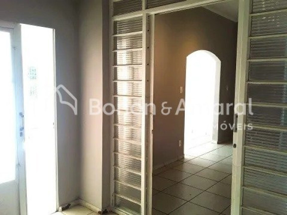 Imagem Casa com 3 Quartos à Venda, 211 m² em Jardim Chapadão - Campinas Imagem Casa com 3 Quartos à Venda, 211 m² em Jardim Chapadão - Campinas