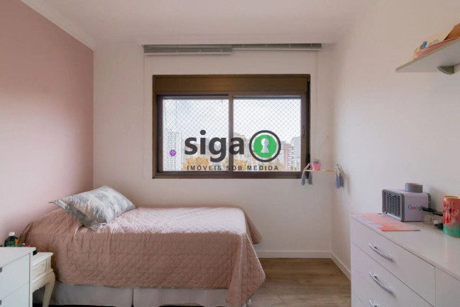 Imagem Apartamento com 3 Quartos à Venda ou Locação, 170 m² em Moema - São Paulo Imagem Apartamento com 3 Quartos à Venda ou Locação, 170 m² em Moema - São Paulo